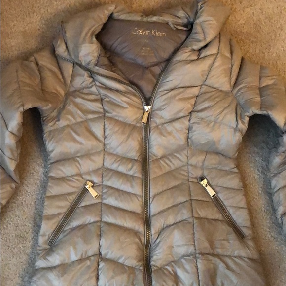 NWOT Calvin Klein Mid Length packable down jacket - Picture 4 of 8